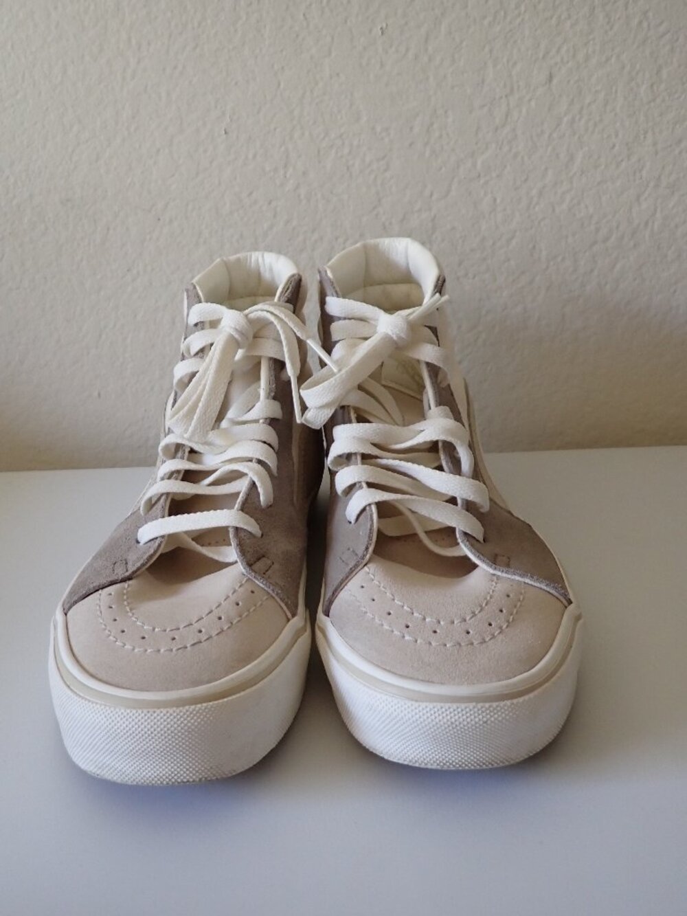 Vans Hi-Tops - Tan - Size 8